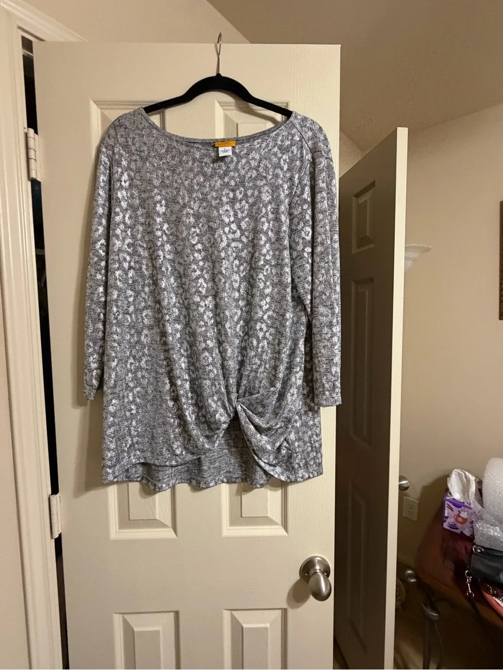 Ruby Rd. Gray Animal-Print Knot Front Tunic